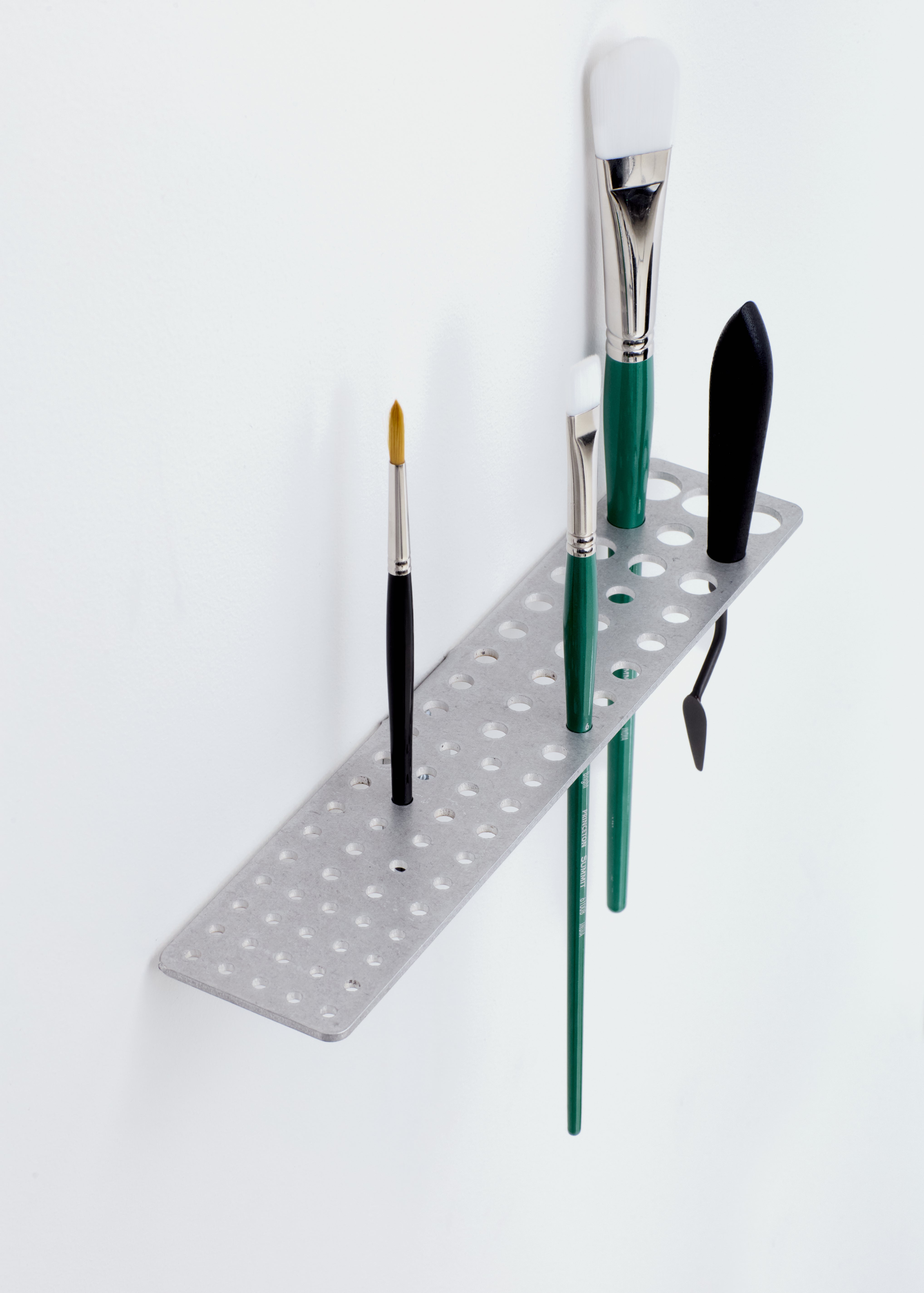 WALL-MOUNTED PAINTBRUSH HOLDER– LARGE
