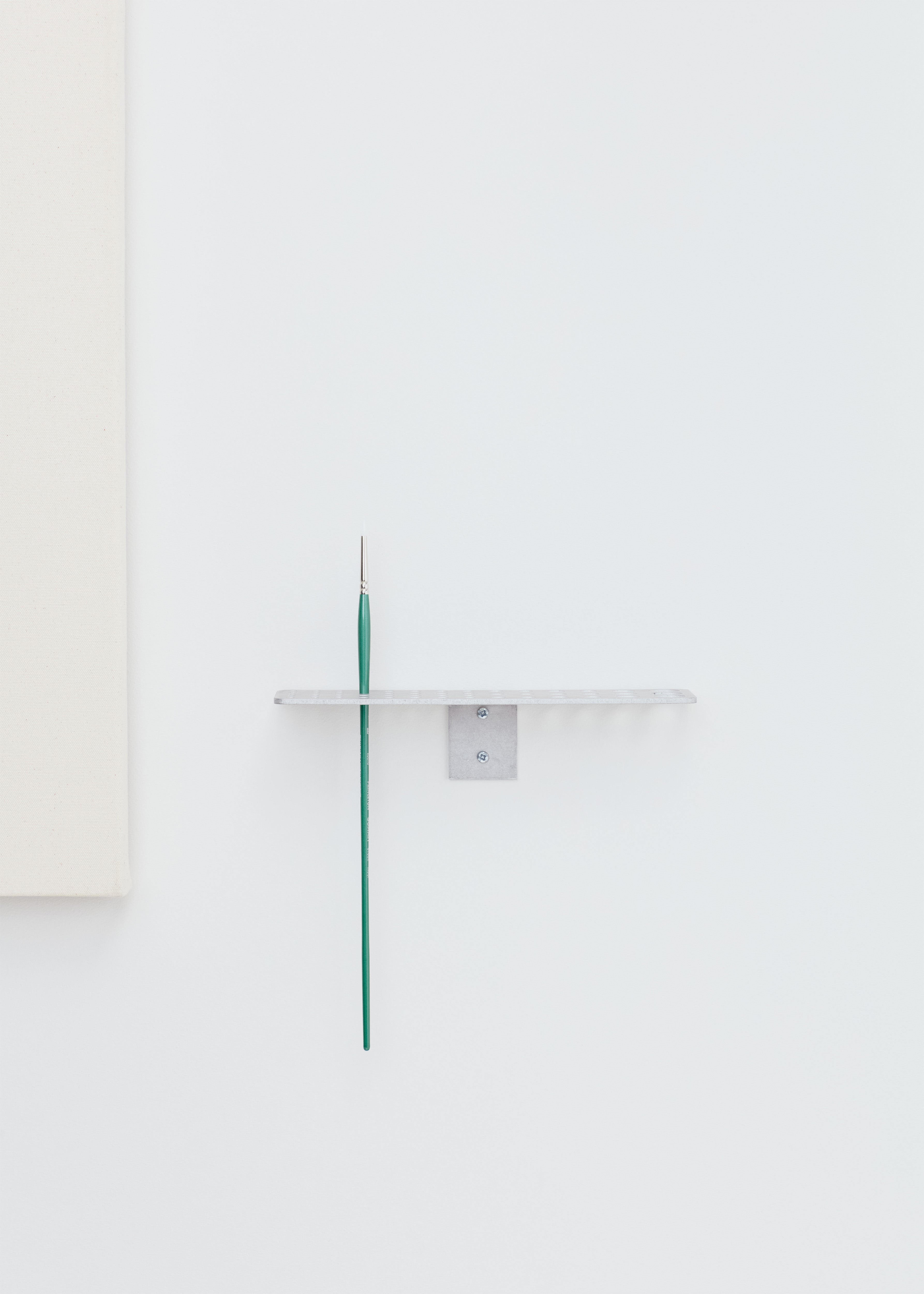 WALL-MOUNTED PAINTBRUSH HOLDER– SMALL